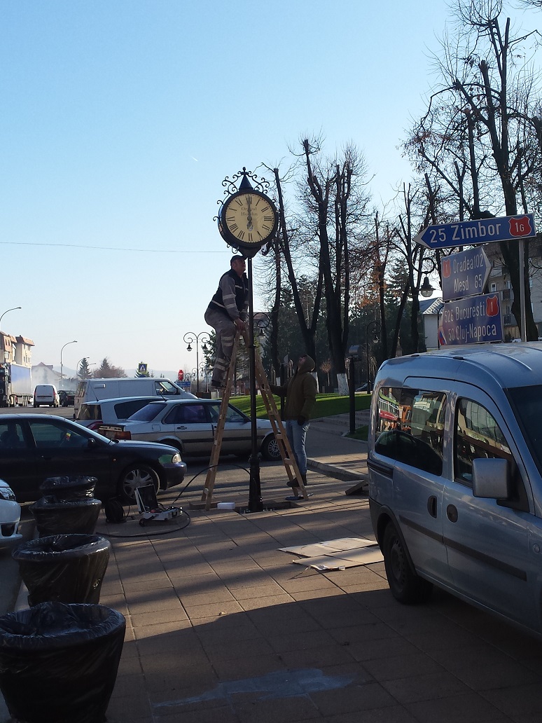ceas_stradal_huedin_2.jpg